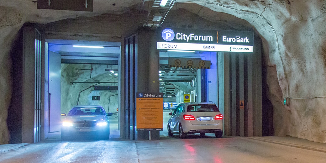 P-CityForum Helsinki, sisäänajo parkkihalliin tunnelin sisältä