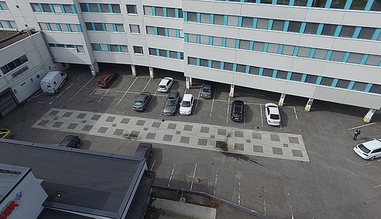 P-GreenStar Hotel Lahti, lintuperspektiivissä parkkipaikka hotellin pihalla
