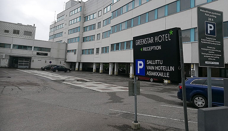P-GreenStar Hotel Lahti, pysäköintialue hotellin pihalla
