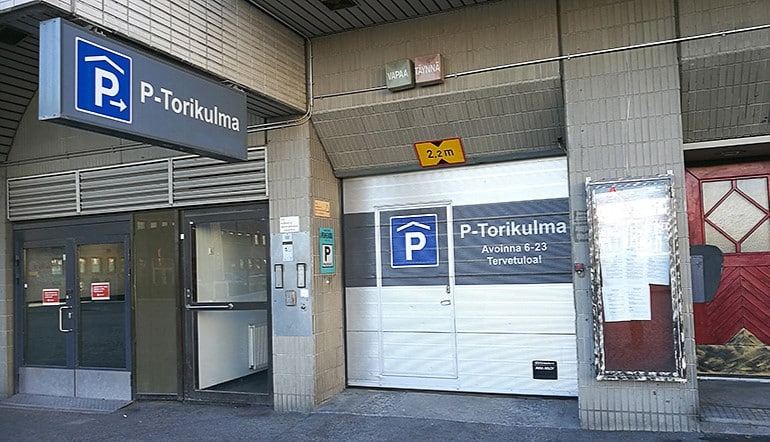 P-Torikulma Lahti, sisäänajo parkkihalliin