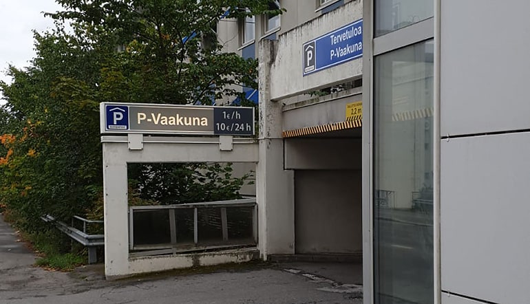 P-Vaakuna Mikkeli, Vilhonkadun sisäänajo pysäköintihalleihin